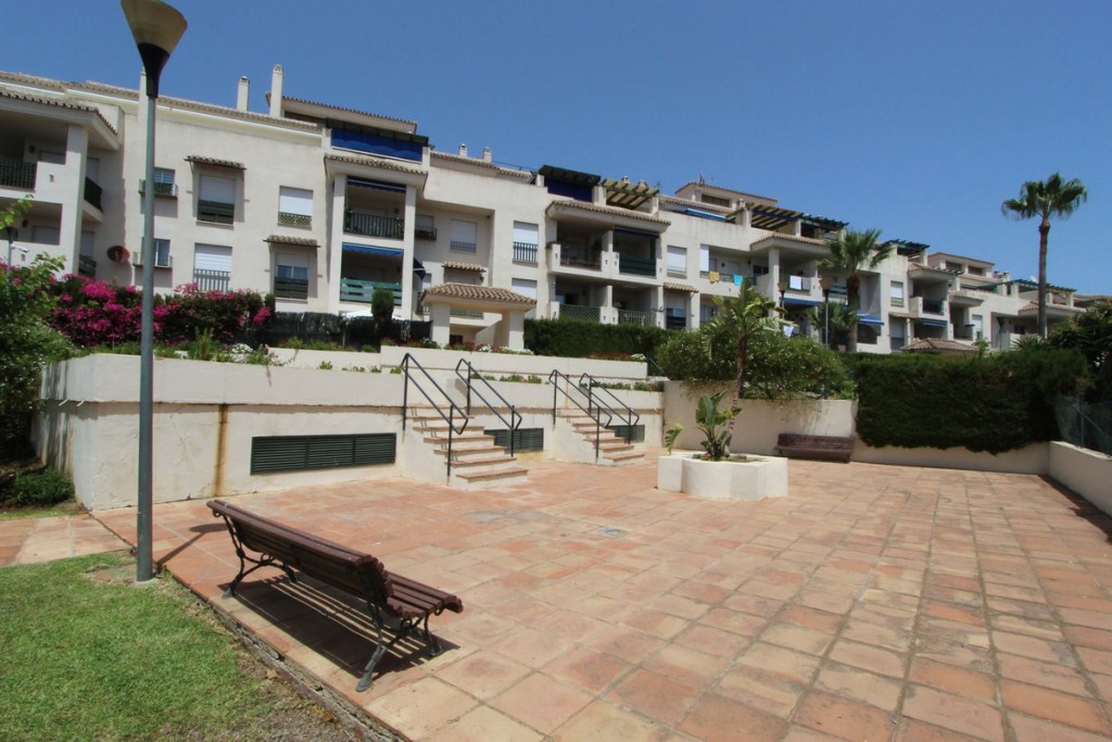 2 Bed, 2 Bath, ApartmentFor Sale, Nueva Andalucia, Malaga