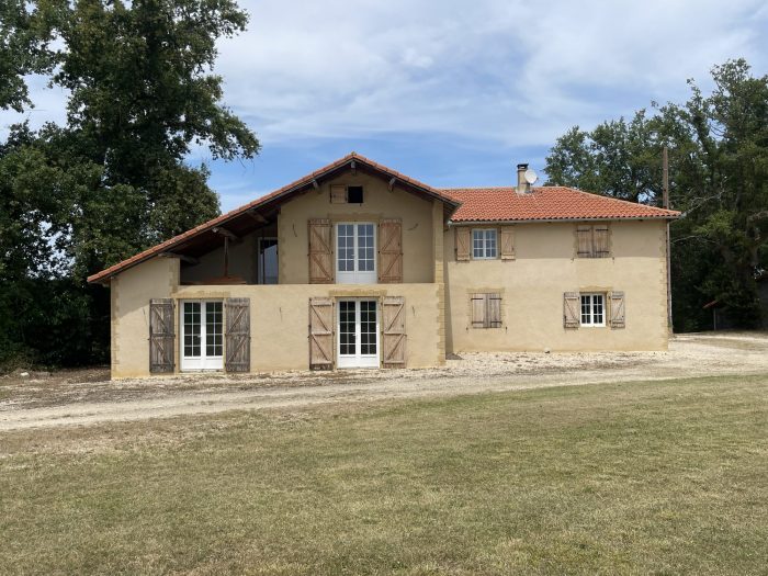 3 Bed, 1 Bath, HouseFor Sale, Barcugnan, Gers, Midi-Pyrenees, 32170