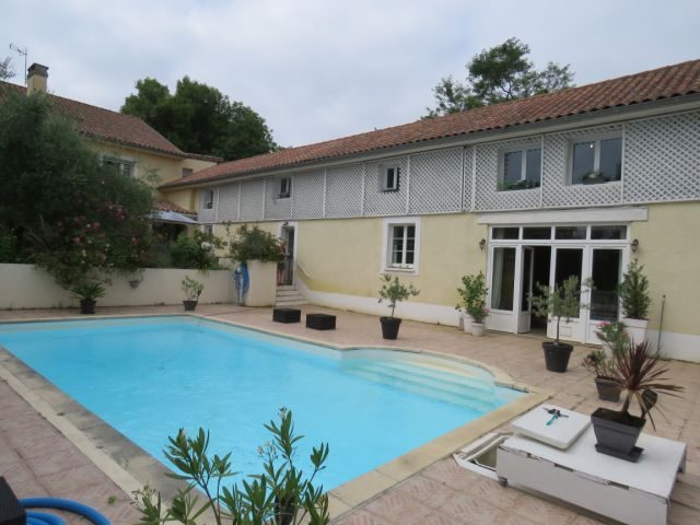 6 Bed, 1 Bath, HouseFor Sale, Saint-Plancard, Haute-Garonne, Midi-Pyrenees, 31580