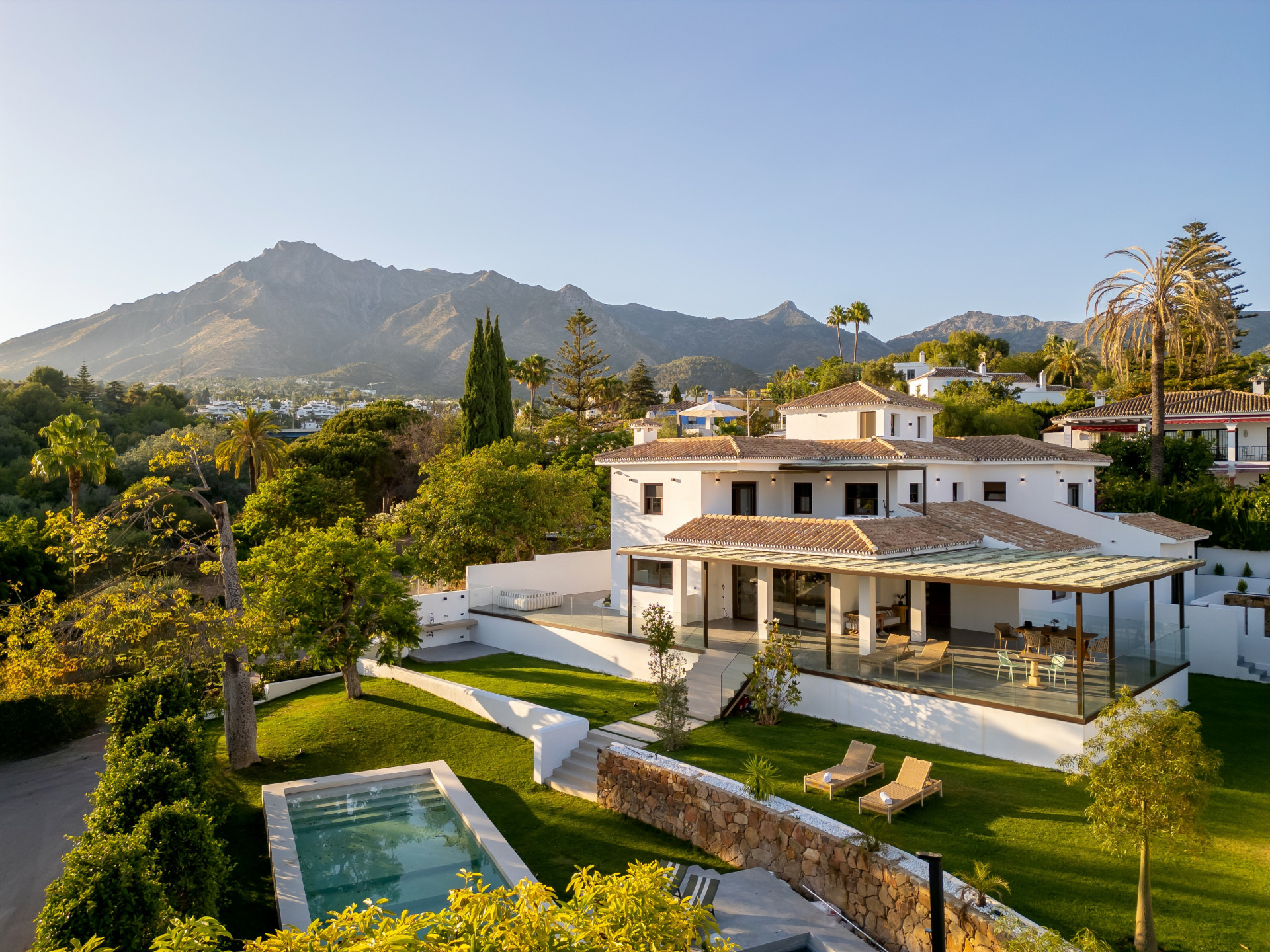 5 Bed, 5 Bath, HouseFor Sale, Marbella, Malaga