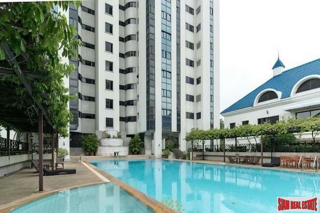 3 Bed, 3 Bath, HouseFor Sale, Asok, Bangkok