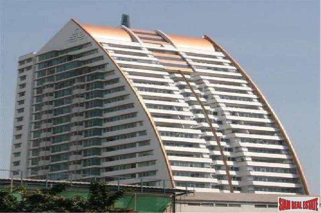 2 Bed, 2 Bath, ApartmentFor Sale, Sathon, Bangkok