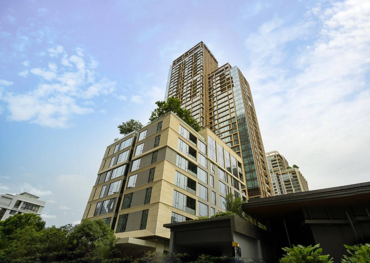 2 Bed, 2 Bath, ApartmentFor Sale, Chit Lom, Bangkok