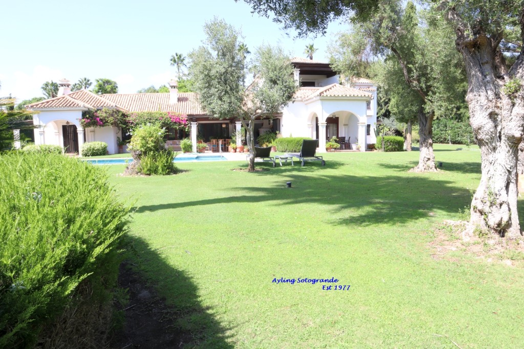 5 Bed, 5 Bath, HouseFor Sale, Sotogrande, Cadiz