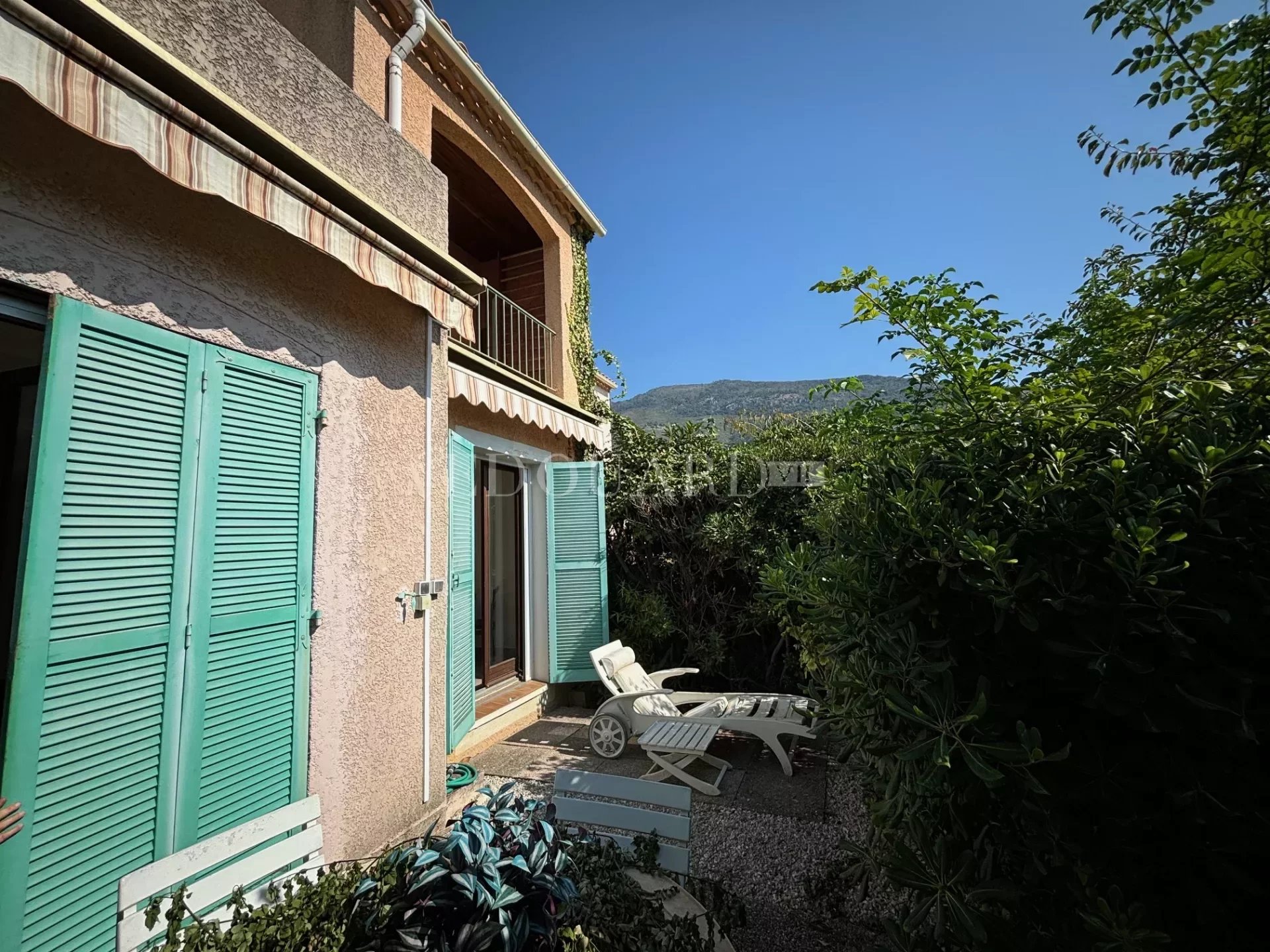 3 Bed, 1 Bath, HouseFor Sale, Menton, Alpes-Maritimes