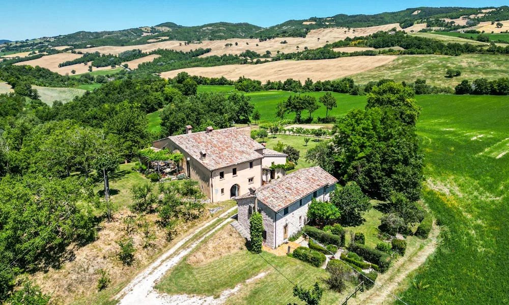 6 Bed, 6 Bath, HouseFor Sale, Cagli, Pesaro-Urbino