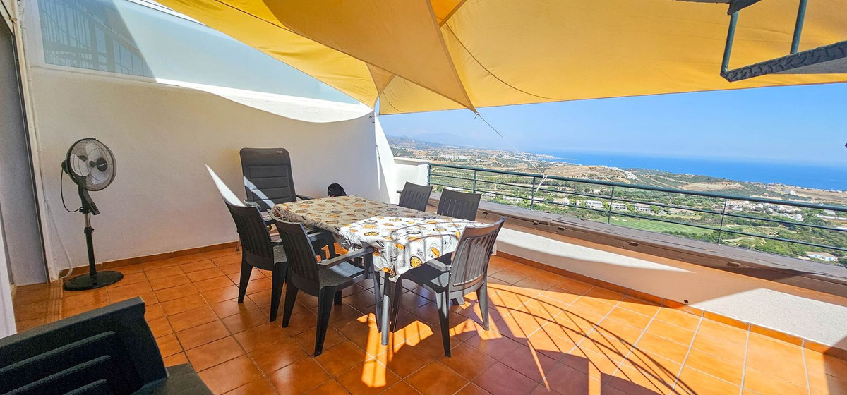 3 Bed, 2 Bath, ApartmentFor Sale, Casares Playa, Malaga