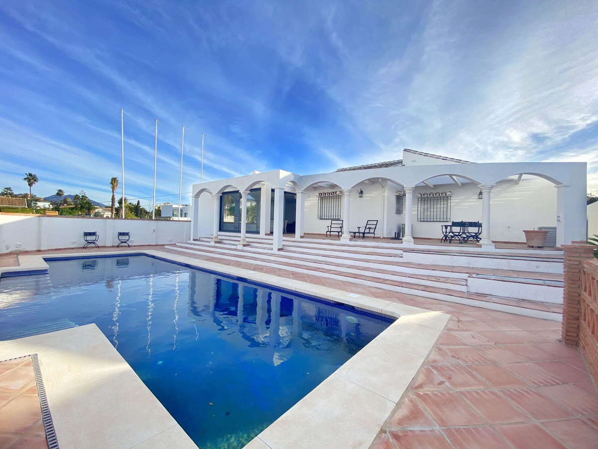 4 Bed, 4 Bath, HouseFor Sale, La Cala de Mijas, Malaga