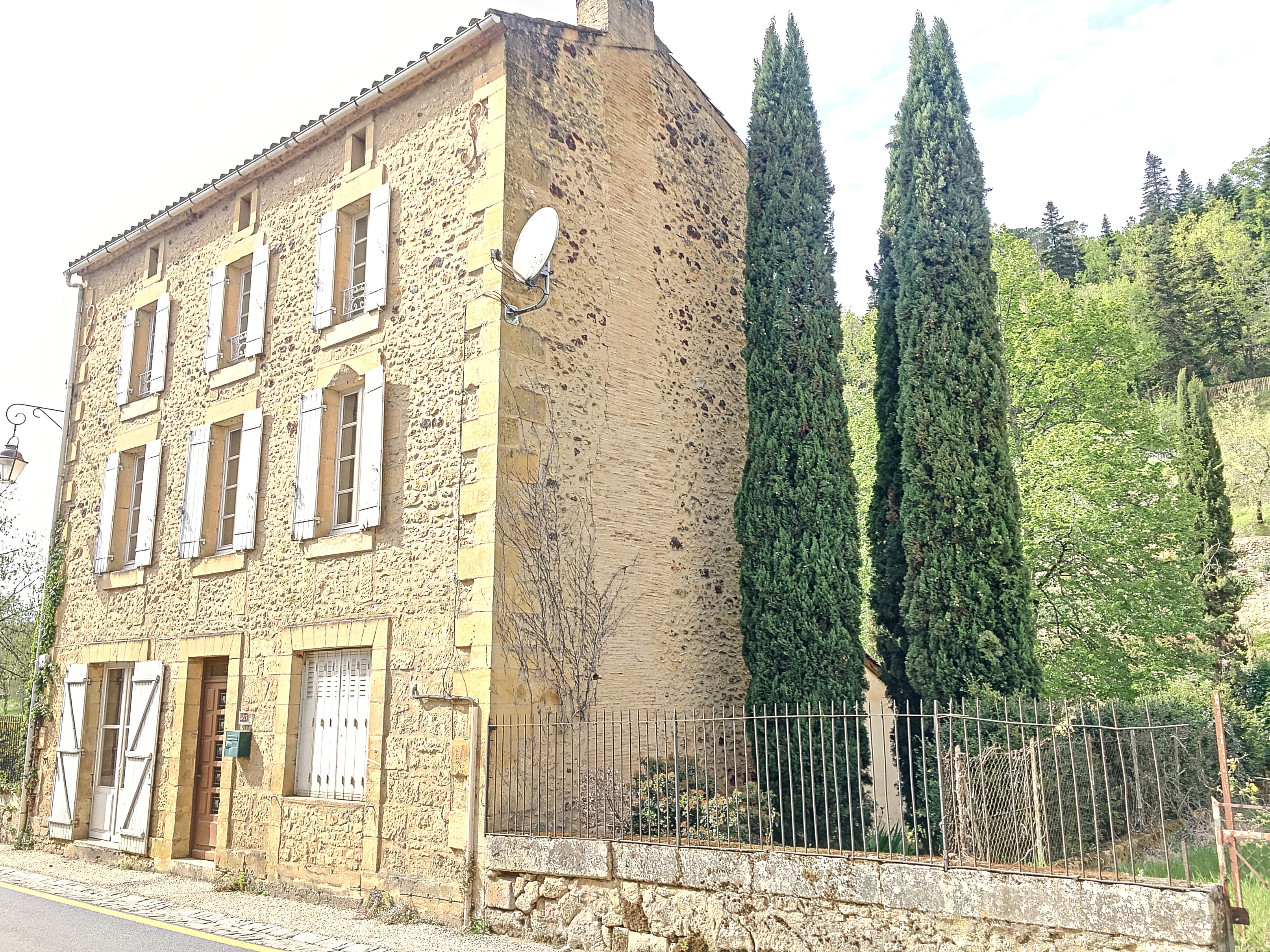 4 Bed, 1 Bath, HouseFor Sale, Le buisson de cadouin, Dordogne, Aquitaine, 24480