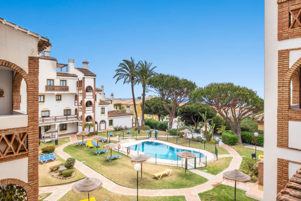 2 Bed, 2 Bath, ApartmentFor Sale, Calahonda, Malaga