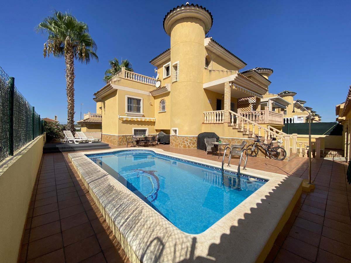 3 Bed, 2 Bath, HouseFor Sale, Lo Crispin, Alicante