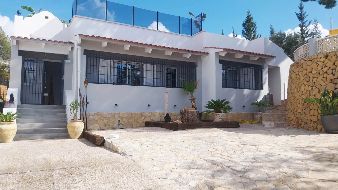 3 Bed, 3 Bath, HouseFor Sale, La Nucia, Alicante