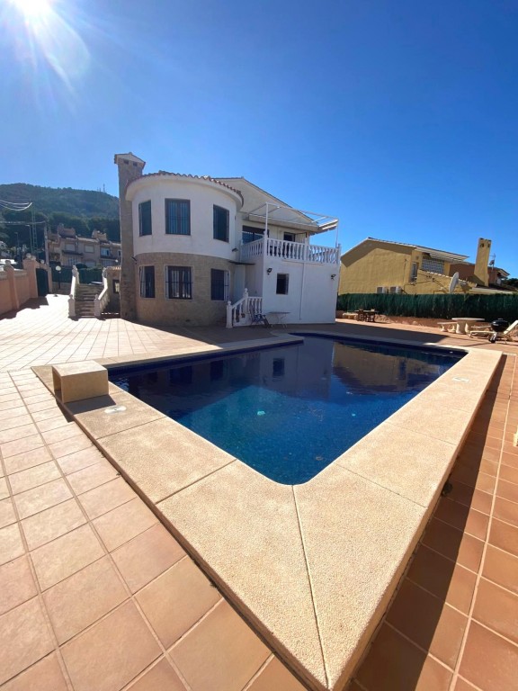 5 Bed, 4 Bath, HouseFor Sale, Albir, Alicante