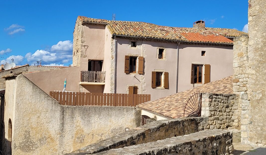 5 Bed, 3 Bath, HouseFor Sale, Autignac, Herault, Languedoc-Roussillon, 34480