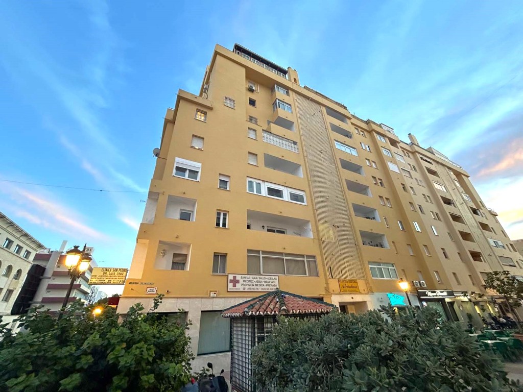 1 Bed, 1 Bath, ApartmentFor Sale, San Pedro de Alcantara, Malaga