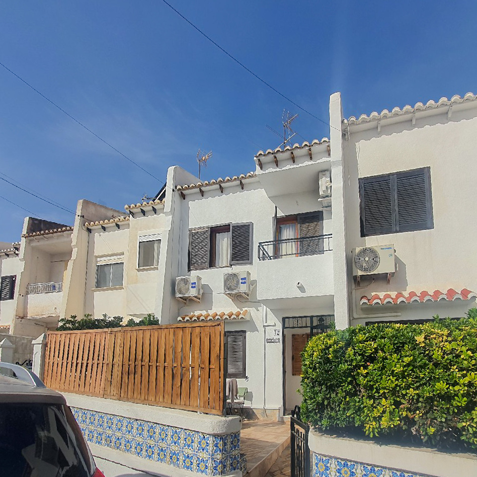 3 Bed, 2 Bath, HouseFor Sale, Los Balcones, Alicante