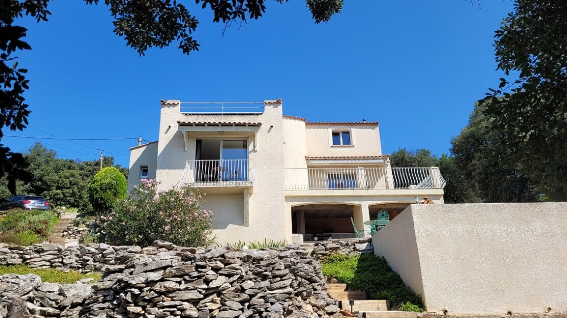 3 Bed, 1 Bath, HouseFor Sale, Bedarieux, Herault, Languedoc-Roussillon, 34600