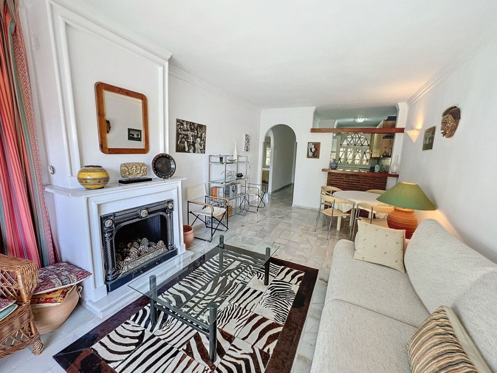 2 Bed, 1 Bath, ApartmentFor Sale, Mijas, Malaga