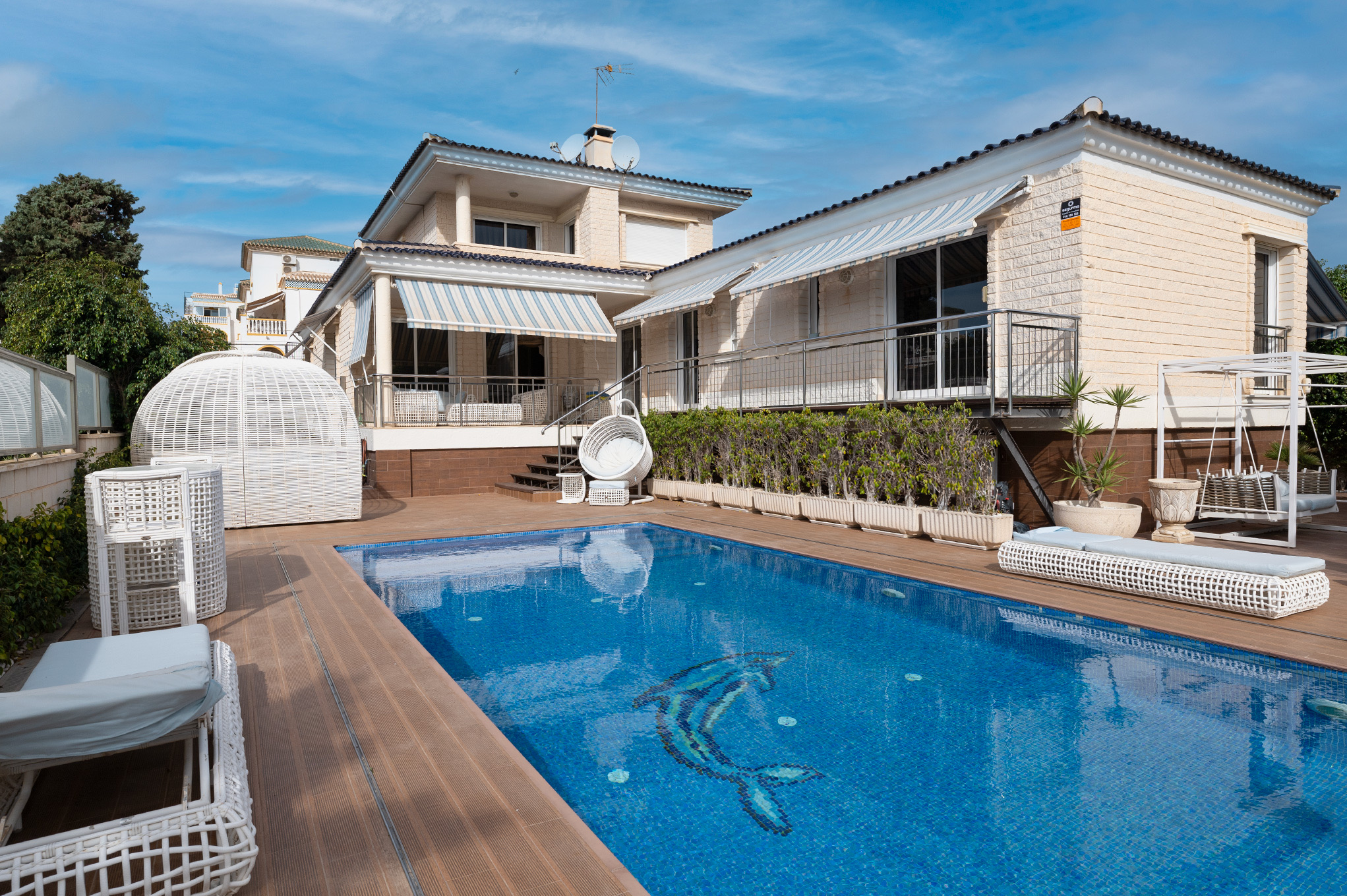 5 Bed, 4 Bath, HouseFor Sale, Torrevieja, Alicante