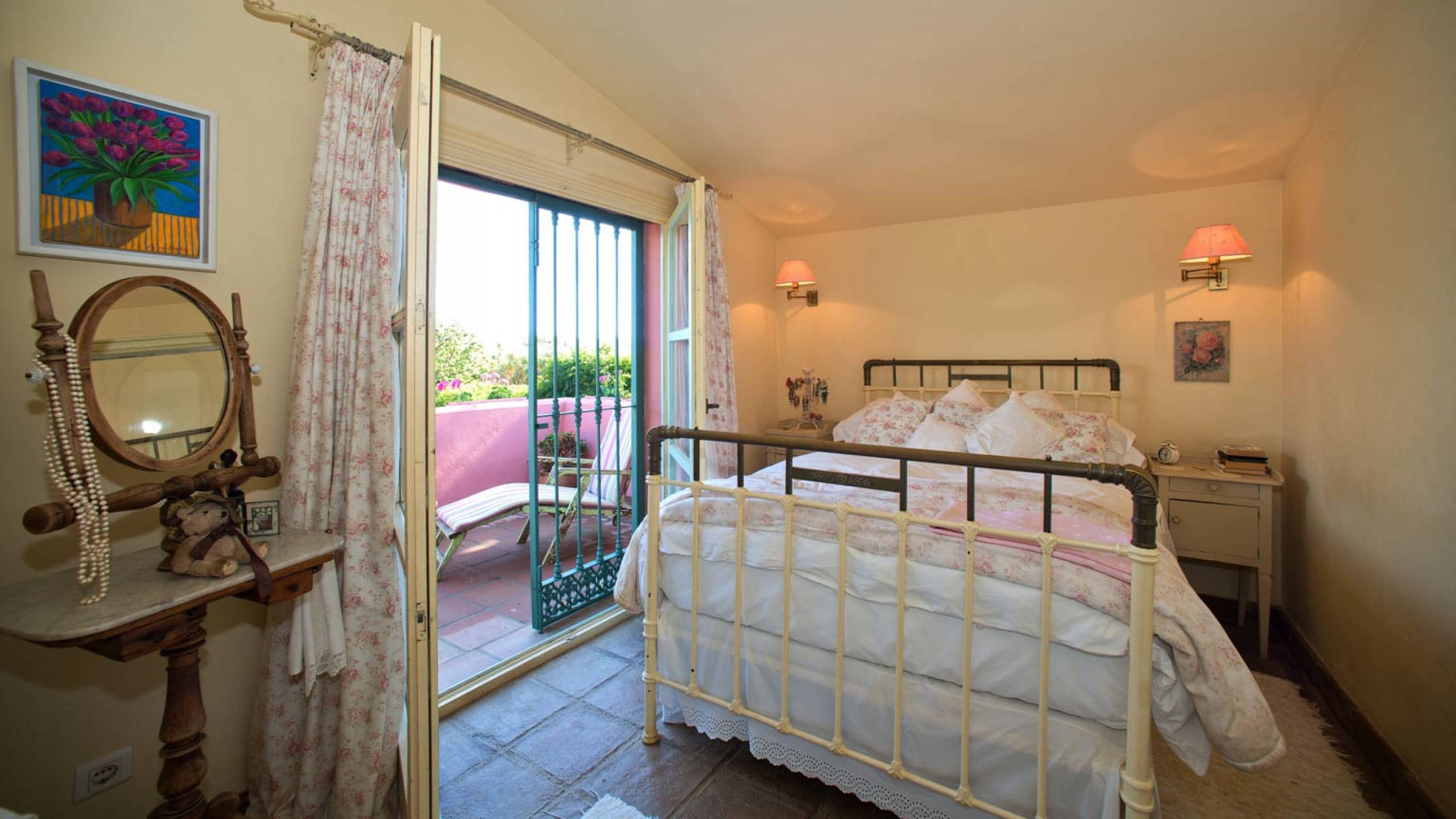 3 Bed, 2 Bath, HouseFor Sale, Estepona, Malaga, 29680