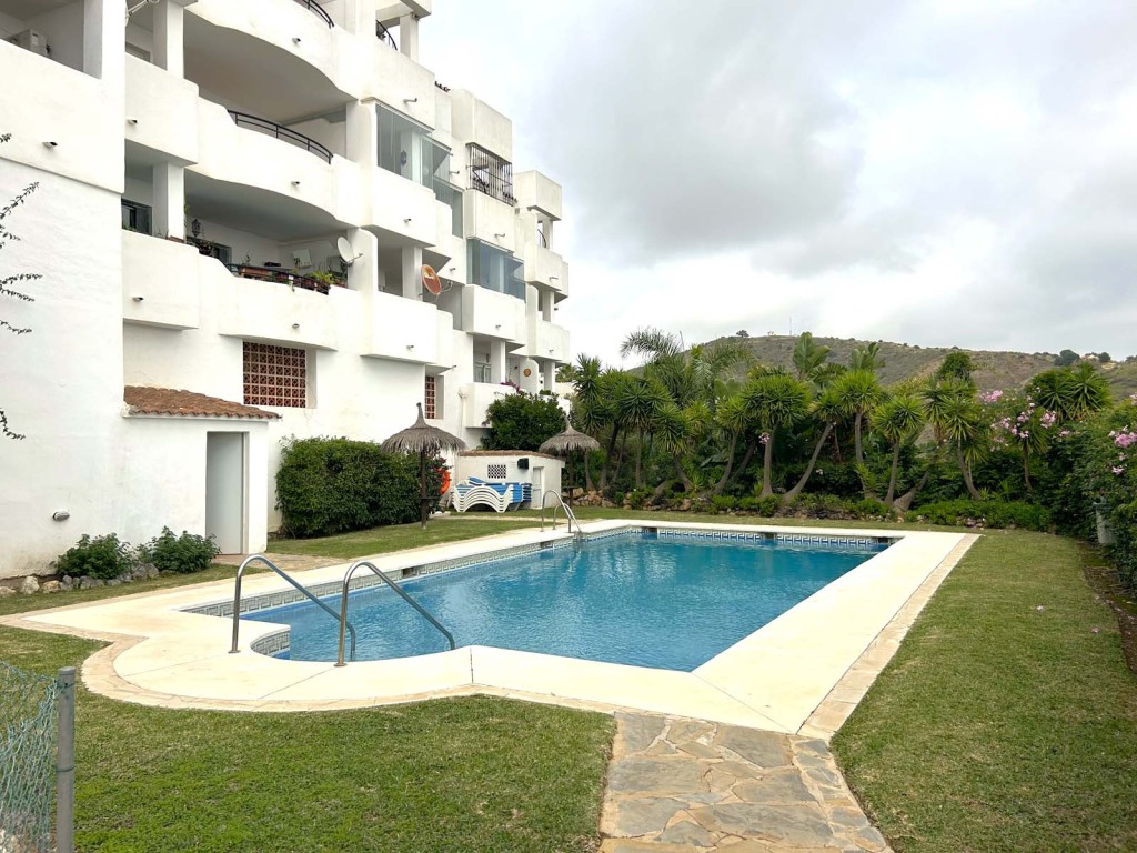 2 Bed, 2 Bath, ApartmentFor Sale, Calahonda, Malaga