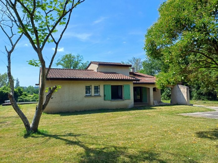 4 Bed, 1 Bath, HouseFor Sale, L'Isle-en-Dodon, Haute-Garonne, Midi-Pyrenees, 31230