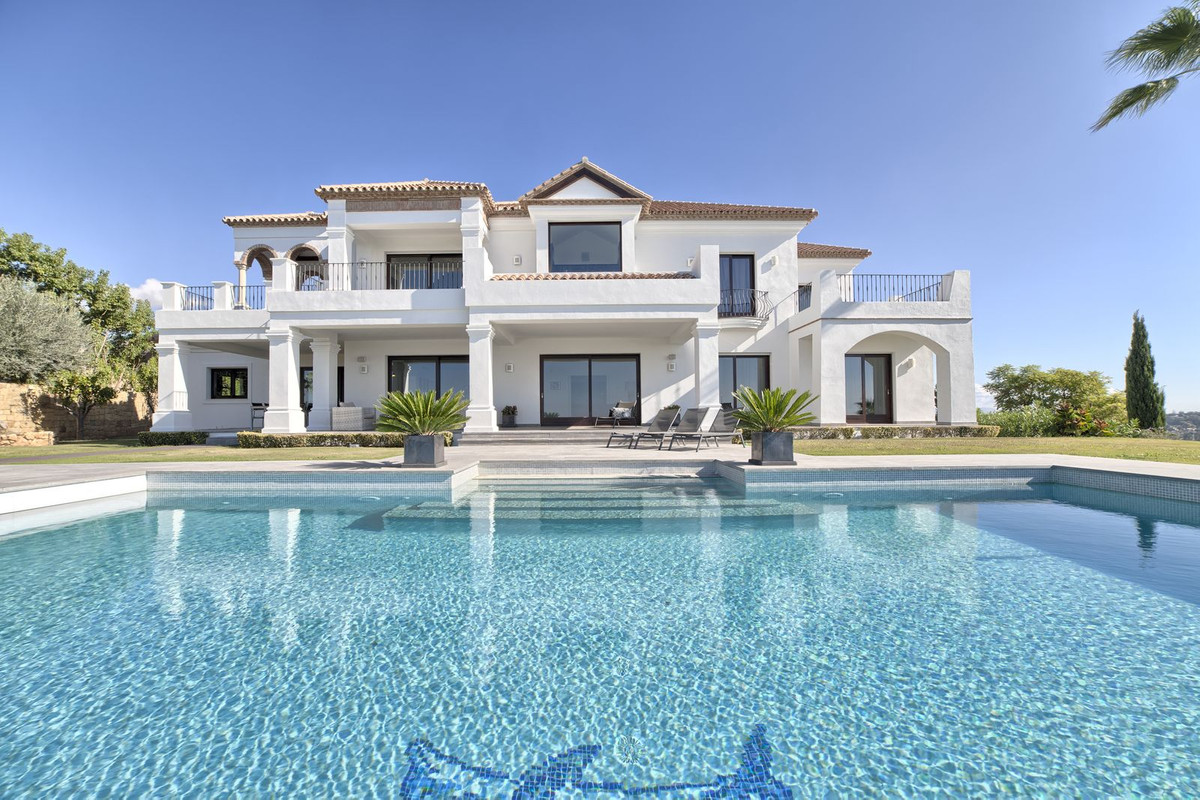 6 Bed, 3 Bath, HouseFor Sale, Los Flamingos, Malaga