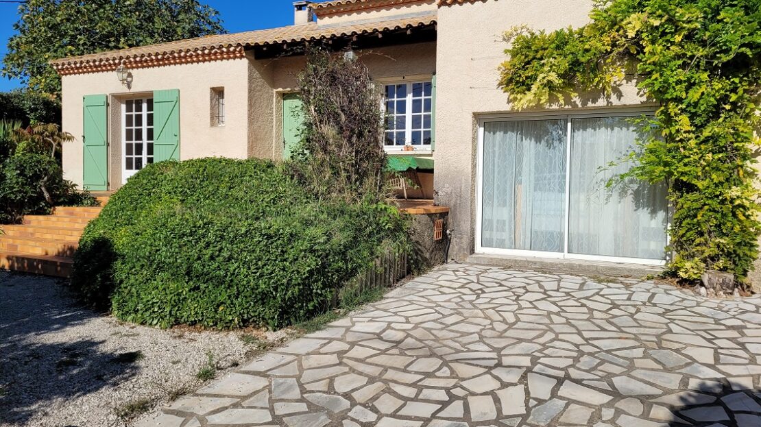 4 Bed, 2 Bath, HouseFor Sale, Autignac, Herault, Languedoc-Roussillon, 34480