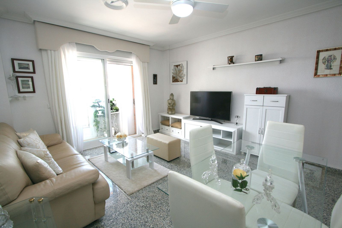 1 Bed, 1 Bath, ApartmentFor Sale, Fuengirola, Malaga