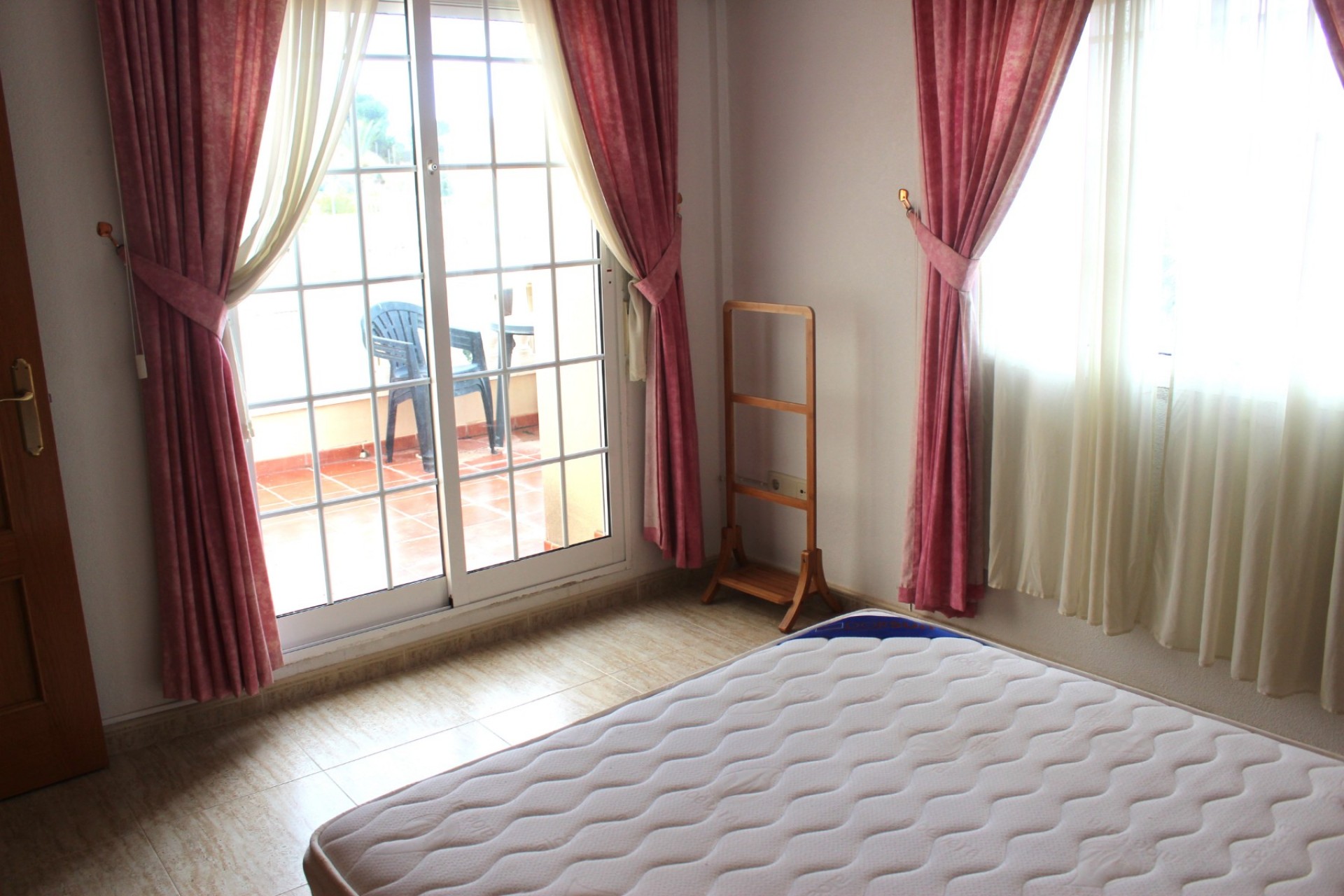 3 Bed, 2 Bath, HouseFor Sale, Algorfa, Alicante