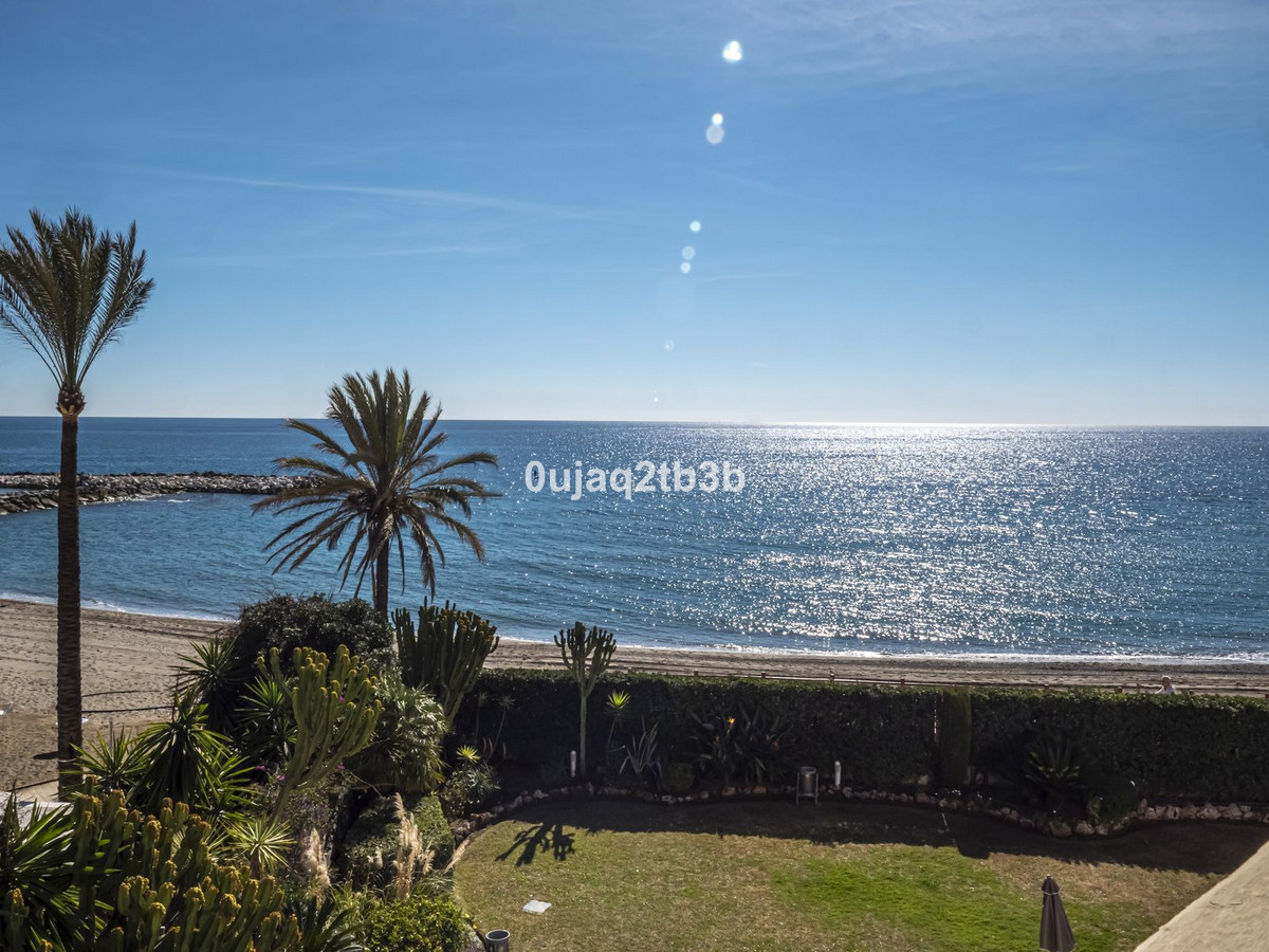 2 Bed, 2 Bath, ApartmentFor Sale, Puerto Banus, Malaga