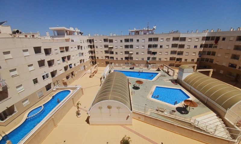 2 Bed, 1 Bath, ApartmentFor Sale, Torrevieja, Alicante