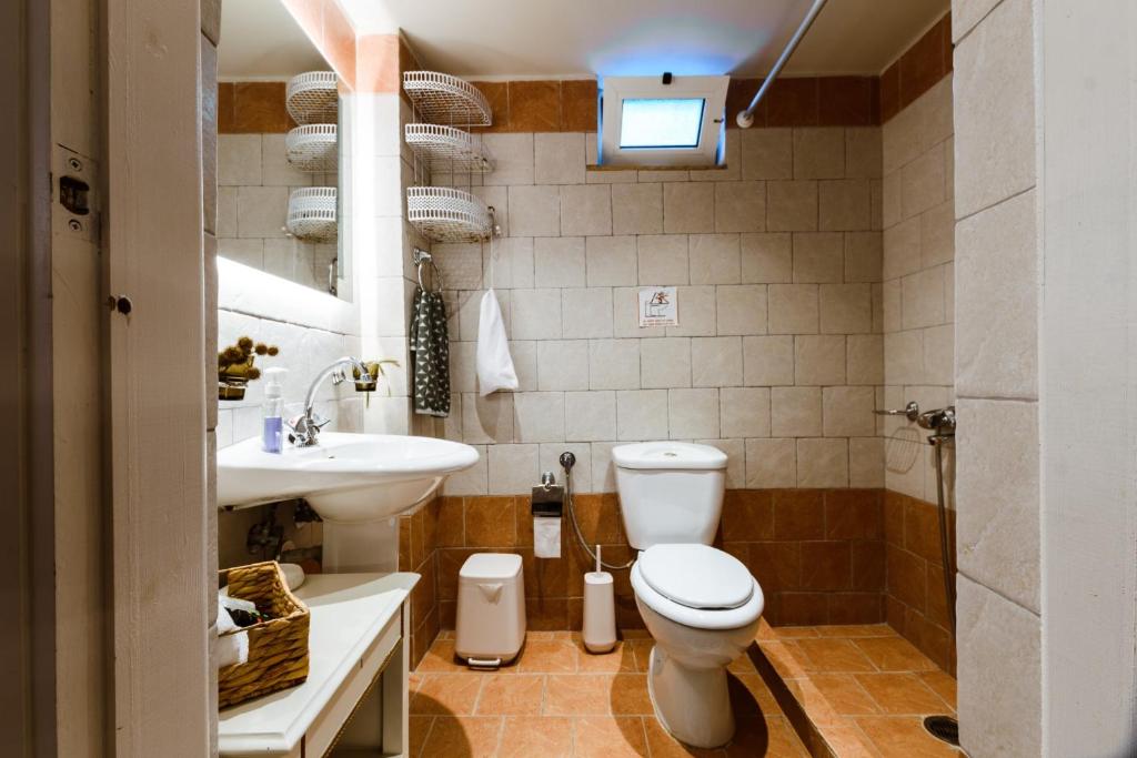 2 Bed, 1 Bath, HouseFor Sale, Chania, Crete