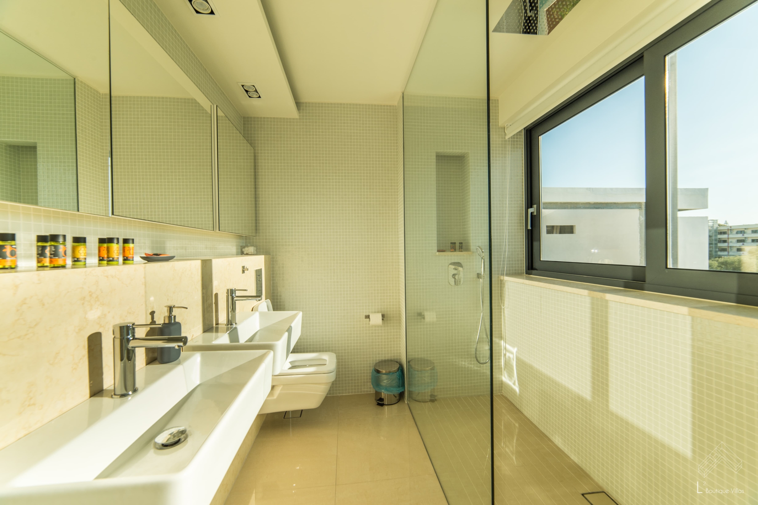 Commercial Property, For Sale