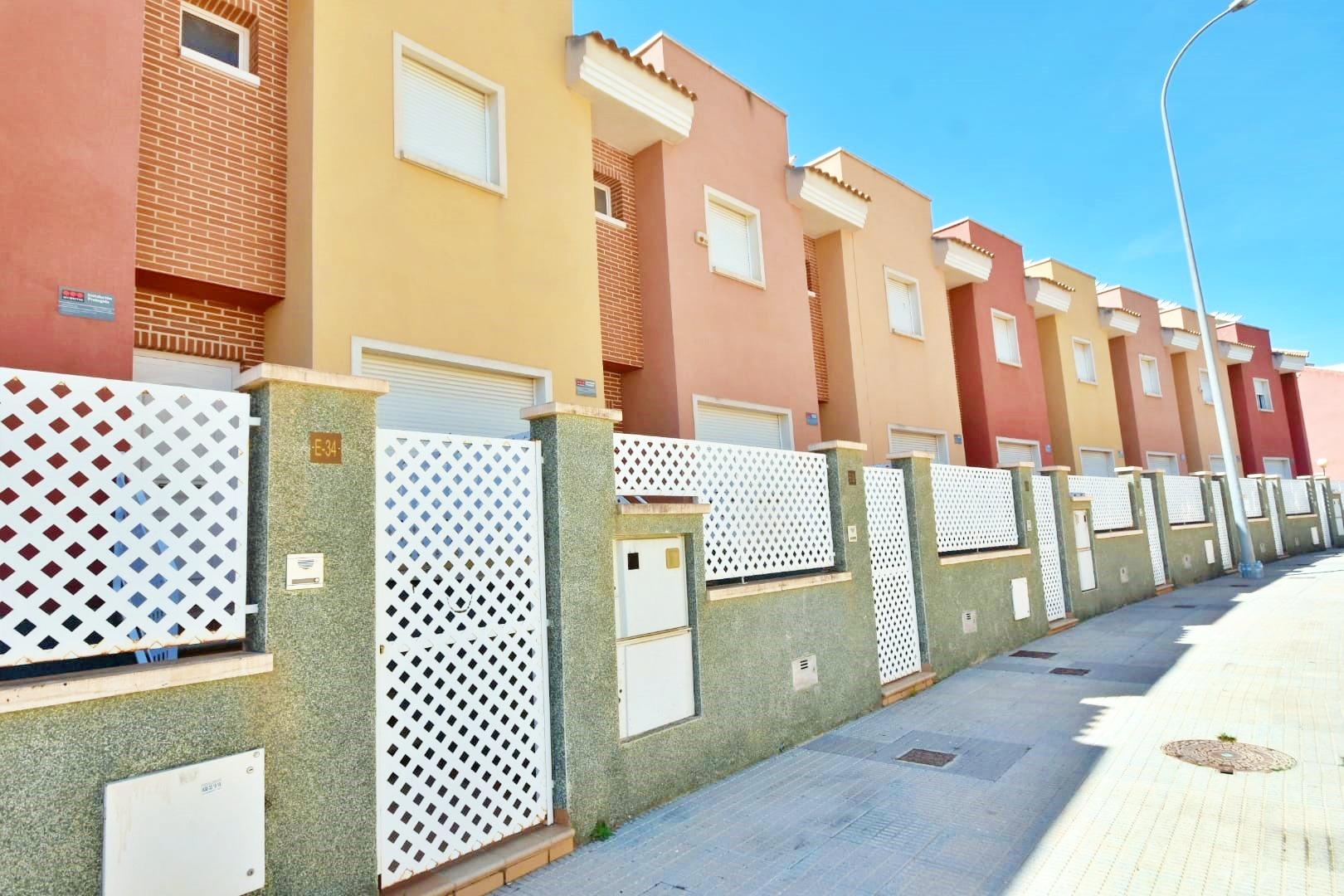 4 Bed, 3 Bath, HouseFor Sale, Bigastro, Alicante