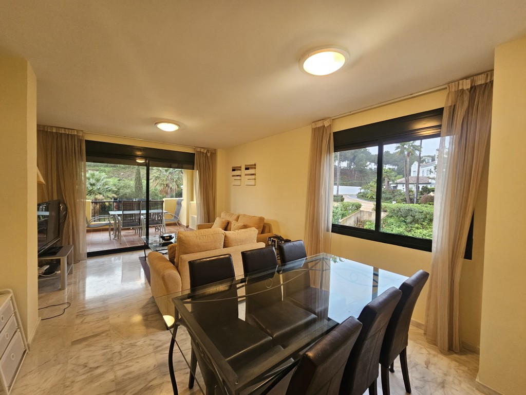 3 Bed, 2 Bath, ApartmentFor Sale, Riviera, Malaga
