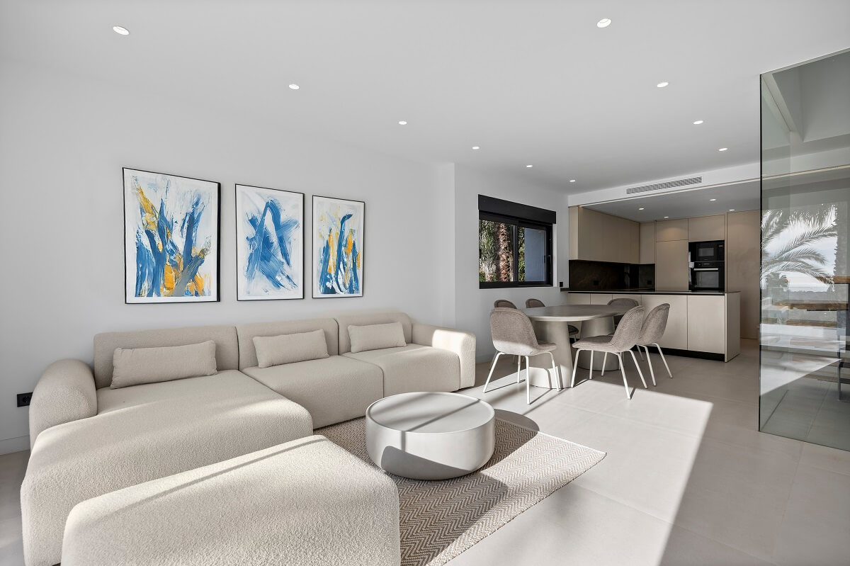 3 Bed, 2 Bath, ApartmentFor Sale, Estepona, Malaga