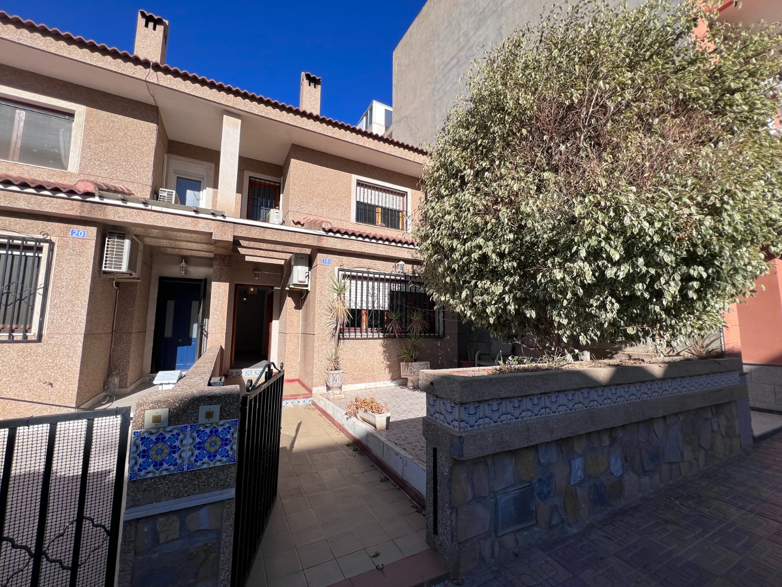 4 Bed, 2 Bath, HouseFor Sale, Jacarilla, Alicante