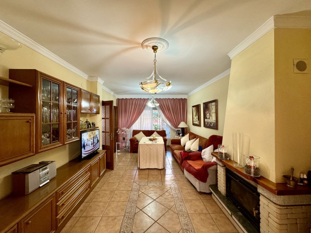 5 Bed, 3 Bath, HouseFor Sale, Mijas Costa, Malaga