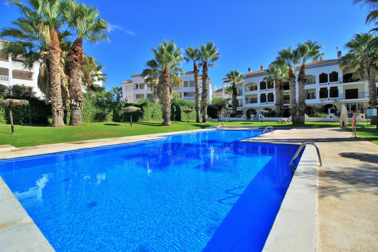 1 Bed, 1 Bath, ApartmentFor Sale, Villamartin, Alicante