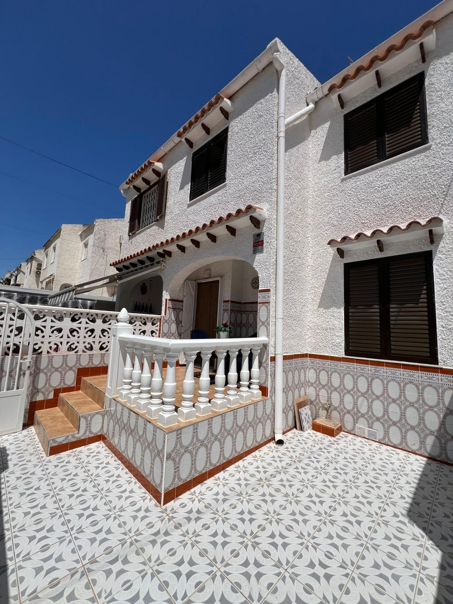 2 Bed, 1 Bath, HouseFor Sale, Torrevieja, Alicante