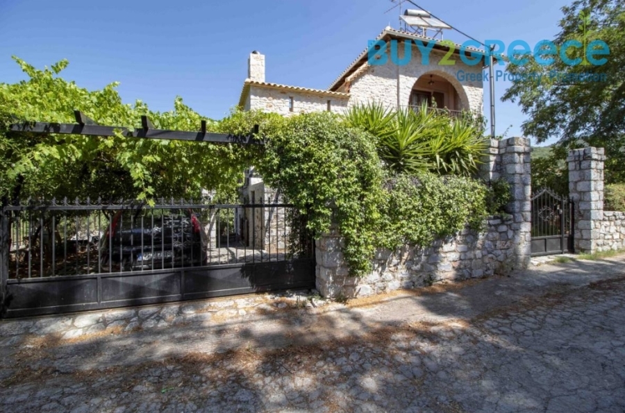 4 Bed, 3 Bath, HouseFor Sale, East Mani