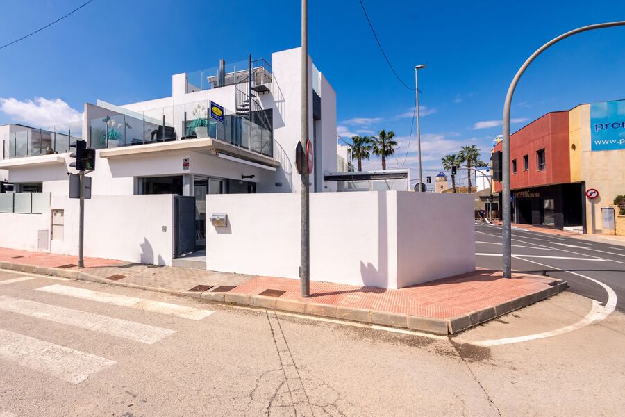 3 Bed, 2 Bath, HouseFor Sale, Daya Vieja, Alicante