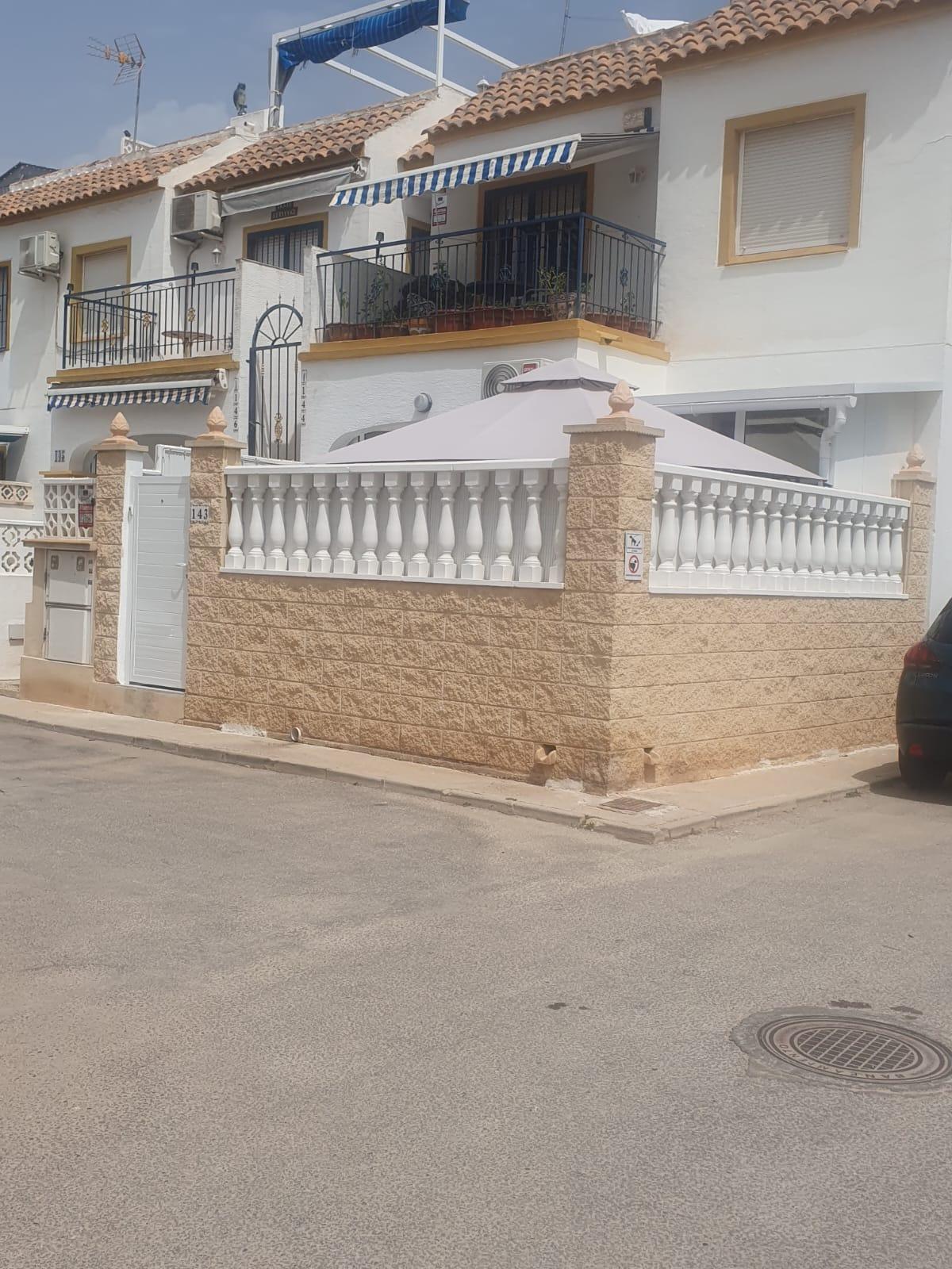 2 Bed, 1 Bath, HouseFor Sale, Torrevieja, Alicante