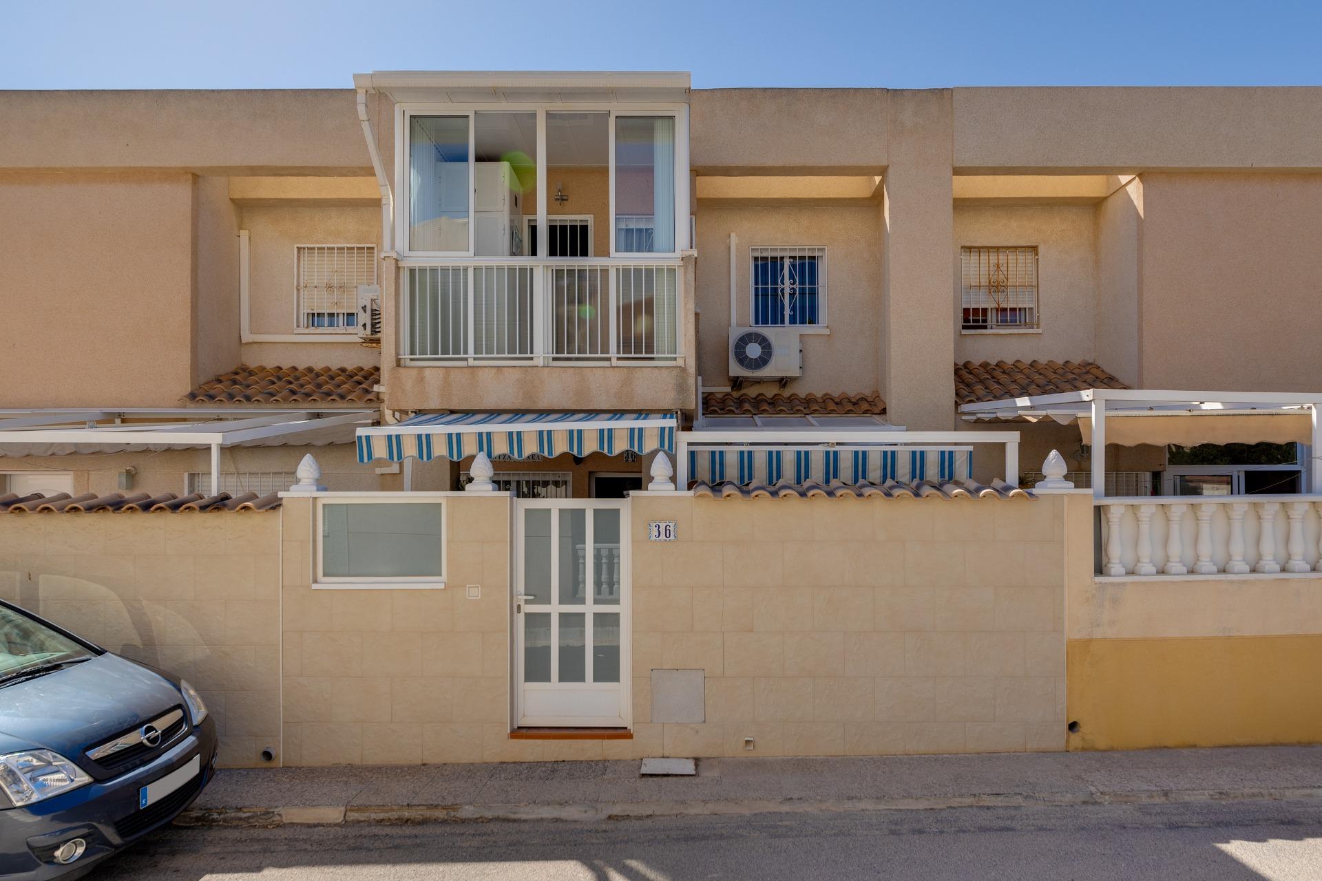 2 Bed, 1 Bath, HouseFor Sale, Torrevieja, Alicante