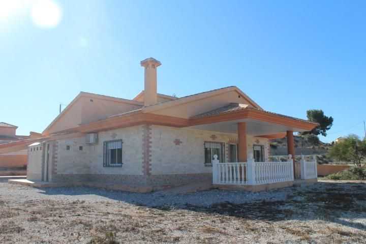 3 Bed, 2 Bath, HouseFor Sale, Fortuna, Murcia