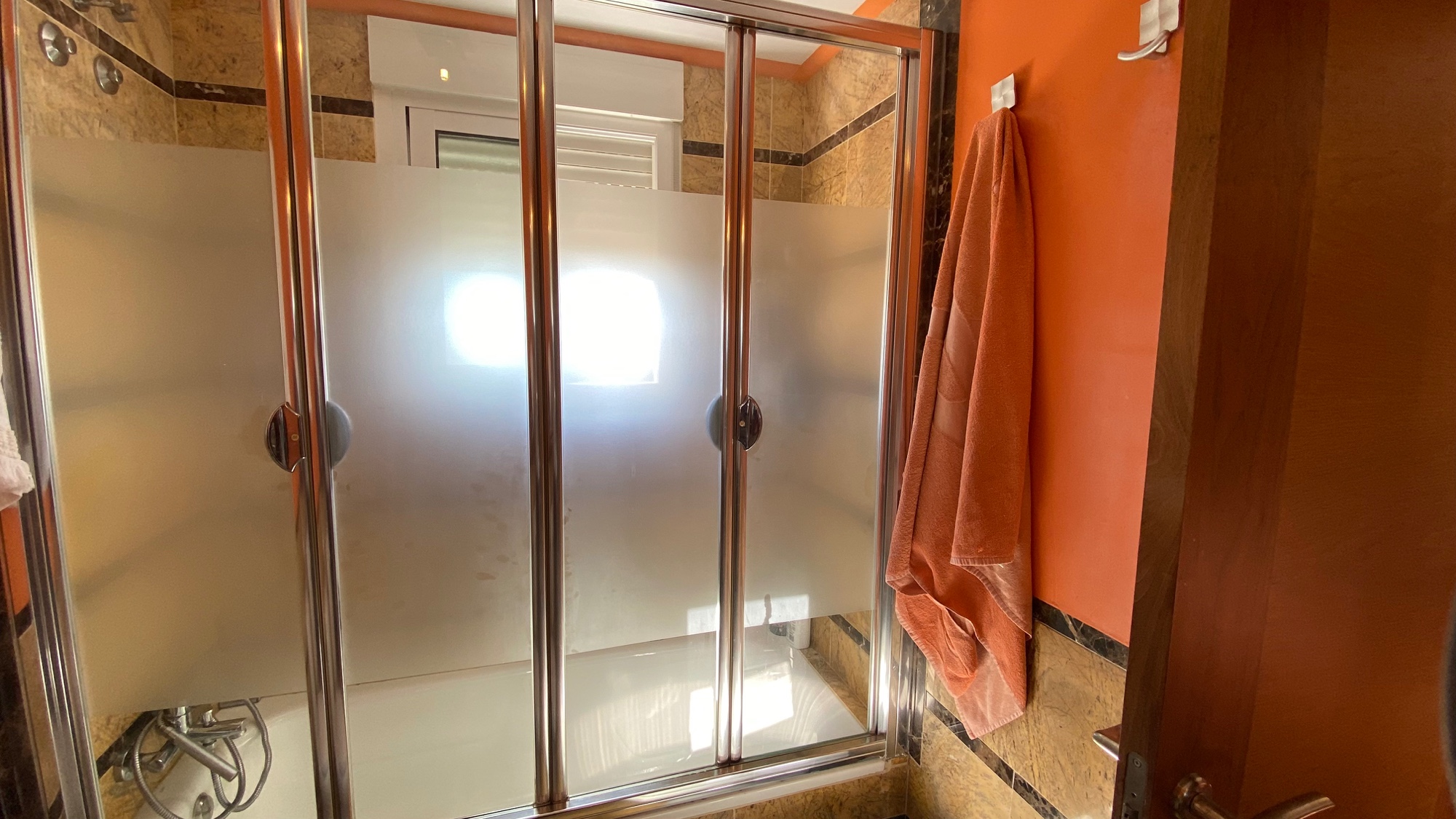 4 Bed, 3 Bath, ApartmentFor Sale, Guardamar Del Segura, Alicante