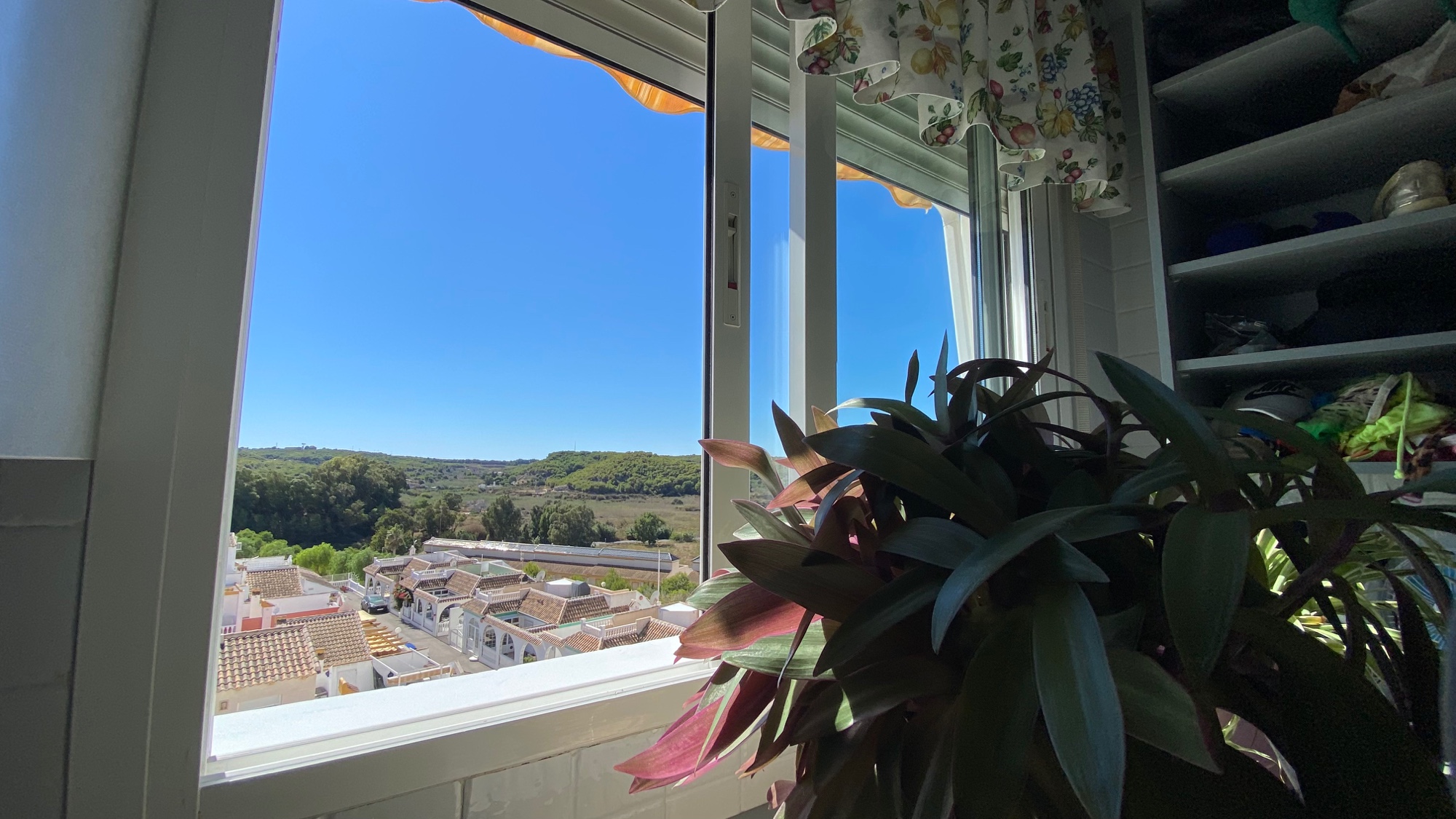 4 Bed, 3 Bath, ApartmentFor Sale, Guardamar Del Segura, Alicante