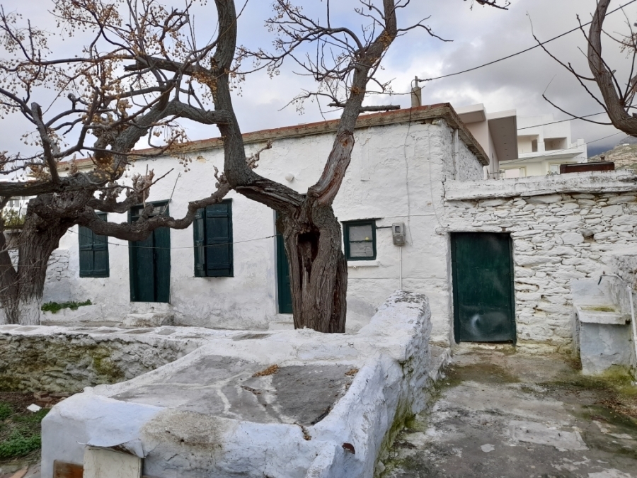 1 Bath, HouseFor Sale, Karystos