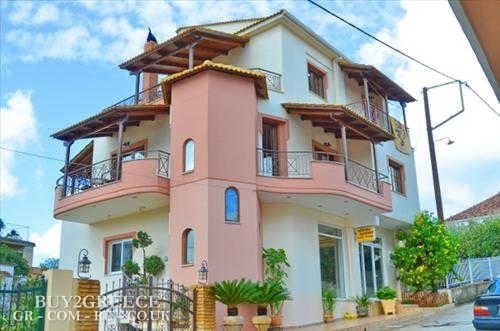 3 Bed, 2 Bath, HouseFor Sale, Filiates